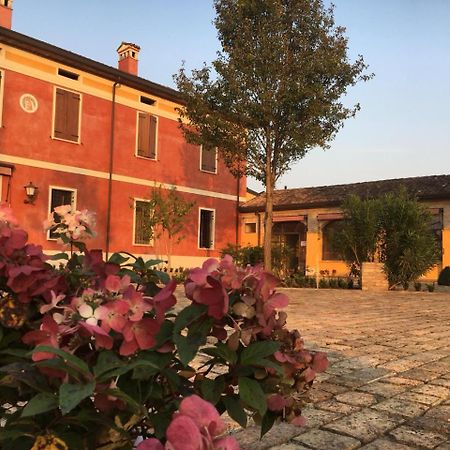 Agriturismo Corte Palazzo Marcaria Exteriér fotografie