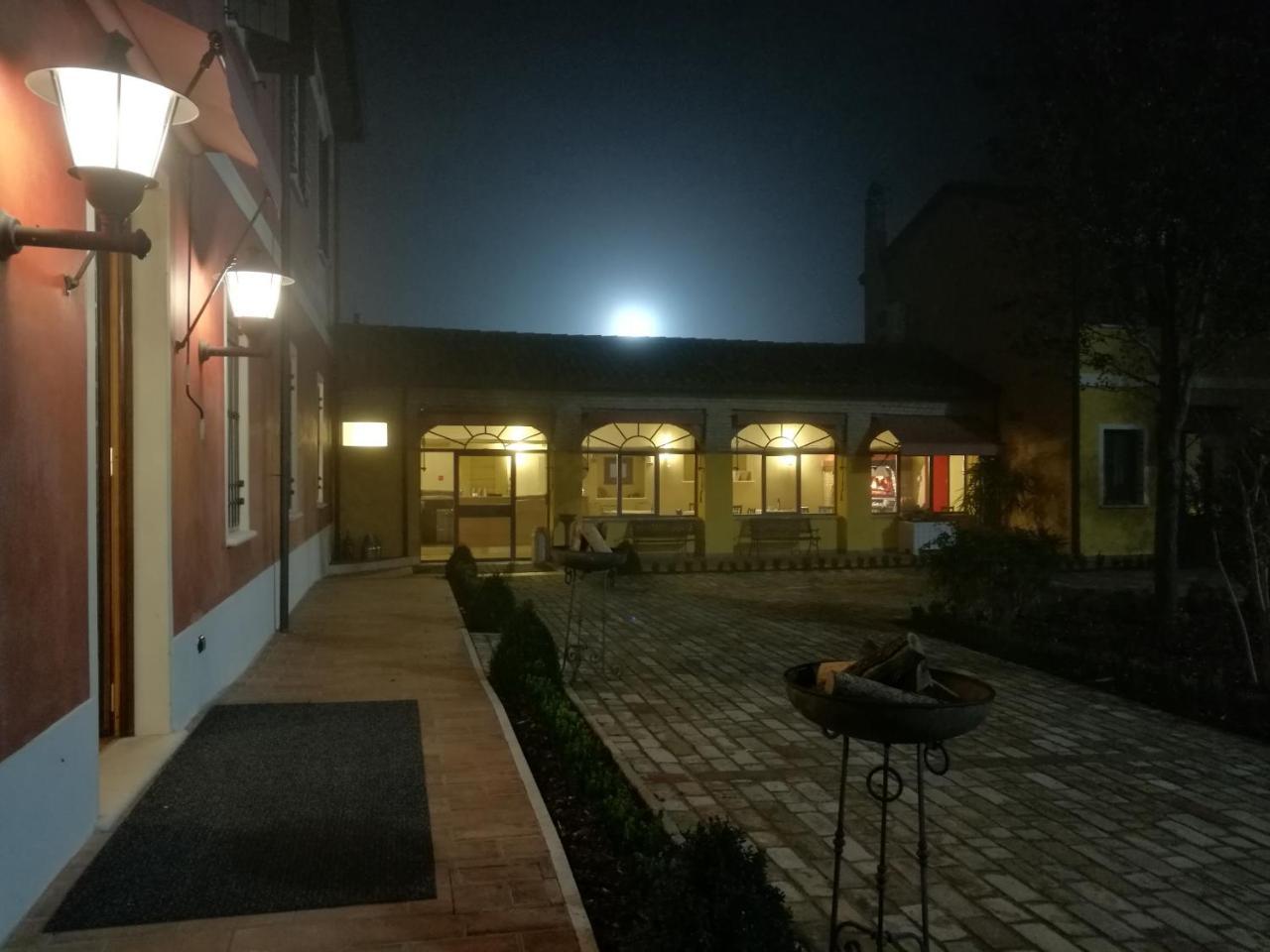 Agriturismo Corte Palazzo Marcaria Exteriér fotografie