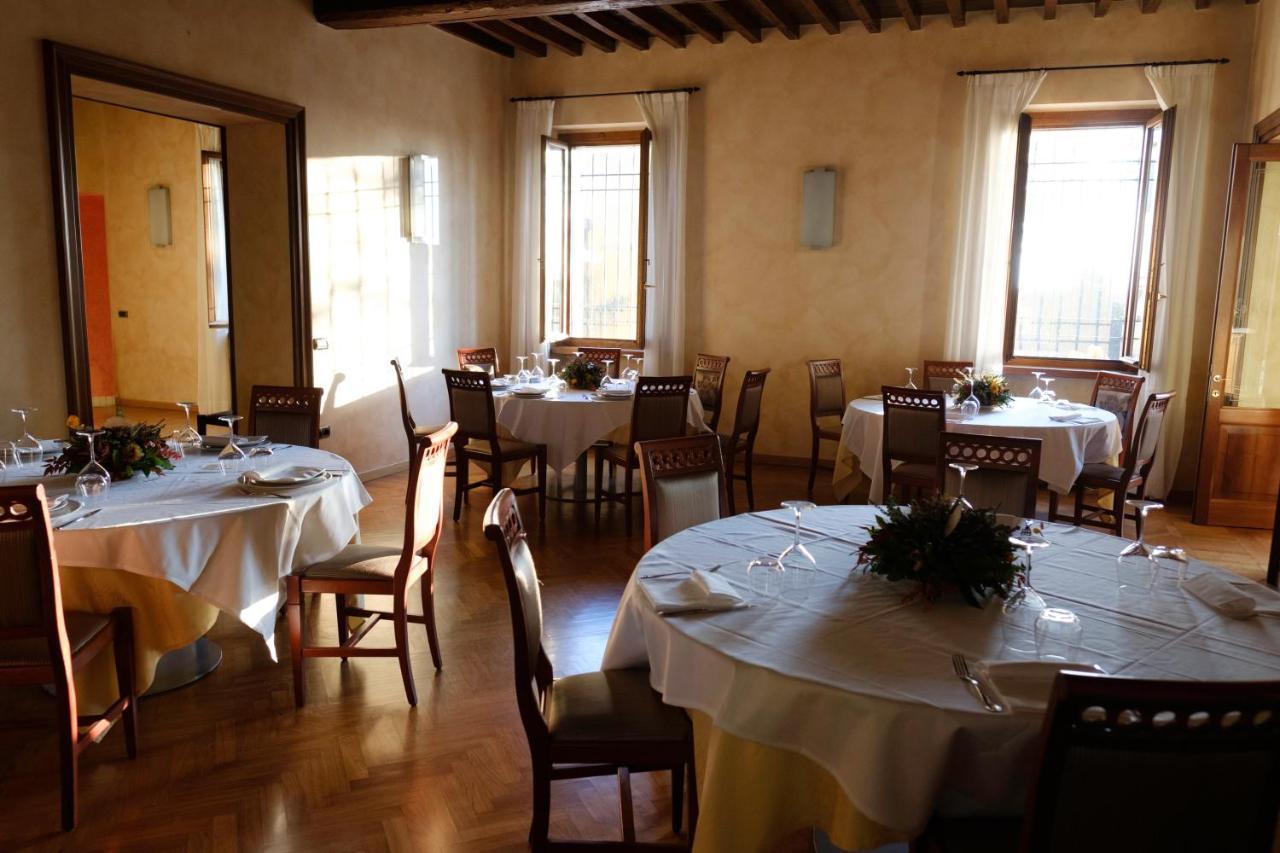 Agriturismo Corte Palazzo Marcaria Exteriér fotografie